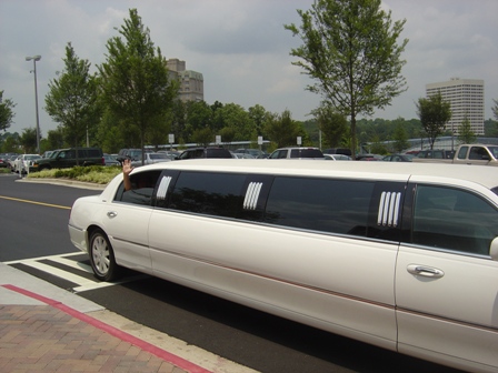 white_limo.JPG